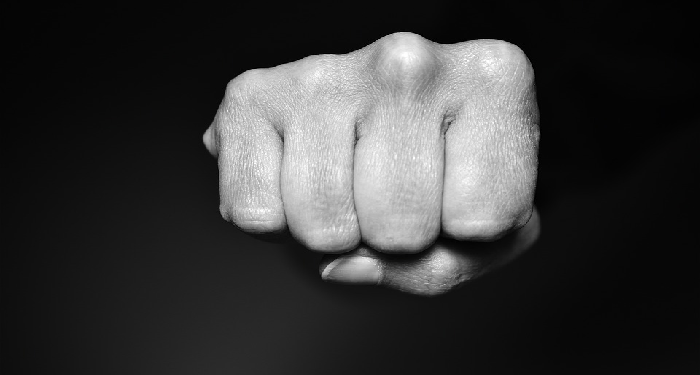 Muslimah Tua di Austria Diserang karena Berjilbab