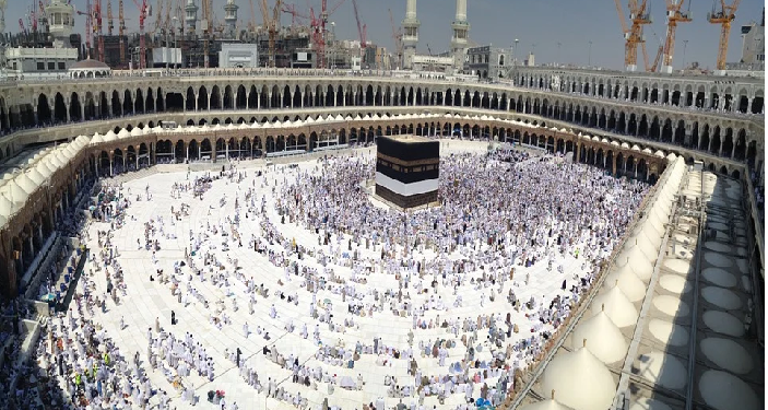 Meski Sempat Bermasalah Visa, Caisar Akhirnya Berangkat Umrah