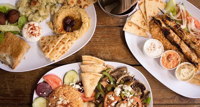 Agar Makan Tak Disertai Setan, Ini yang Perlu Sahabat Muslim Perhatikan
