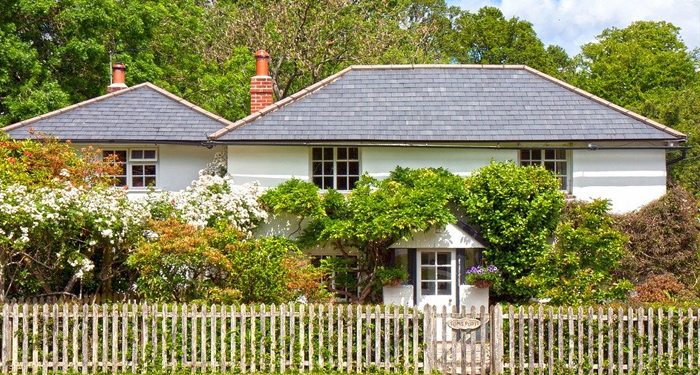 Memilih Pagar Rumah yang Tepat? Ini Tipsnya.