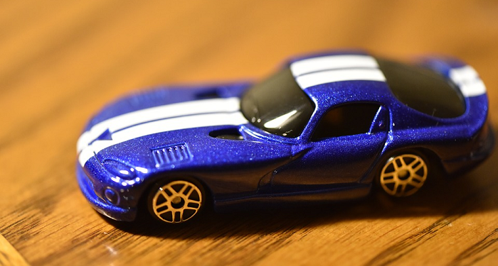 Memuat Garasi Portable Untuk Mobil-Mobilan