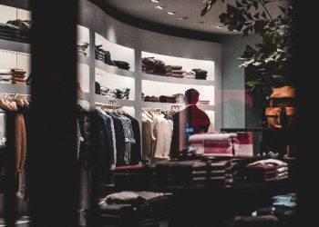 Tips belanja ala Prita Ghozie