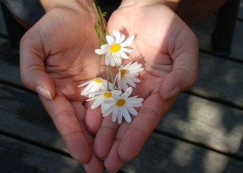 Kiat Menjalani Keseharian agar Sukses Dunia Akhirat