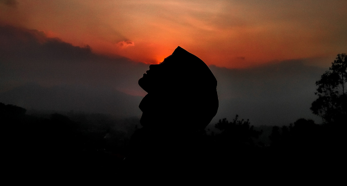 Melindungi Diri Atau Menjauh Jika Buang Hajat