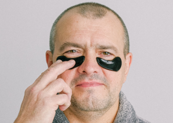 Tidak Memberatkan Beban Suami dengan Tuntutan di Luar Kemampuan