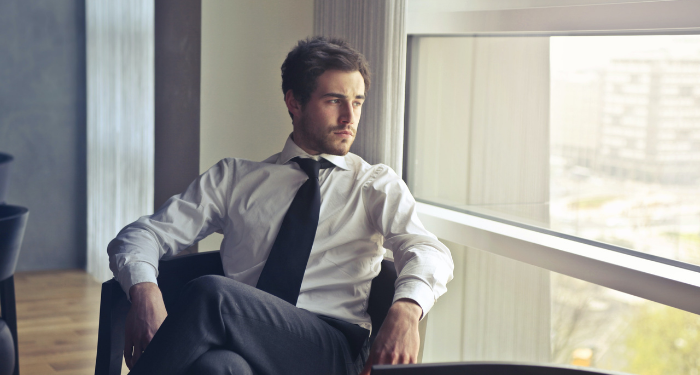 Tidak Memberatkan Beban Suami dengan Tuntutan di Luar Kemampuan