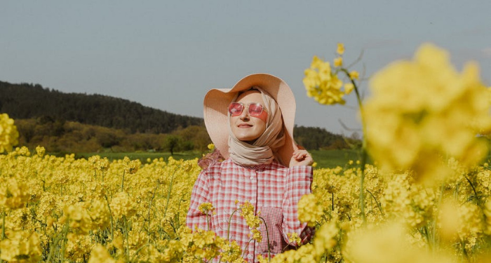 Tips Merawat Rambut untuk Wanita Berhijab