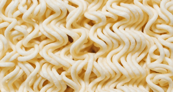 30 Persen Anak Indonesia Bertubuh Pendek karena Mie Instan?