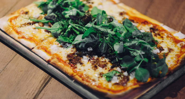 Resep Unik, Pizza Kukus Topping Oncom