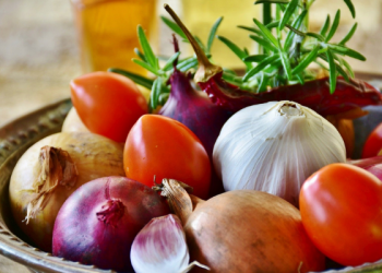 Bumbu Dapur yang Bisa Digunakan untuk Perawatan Wajah