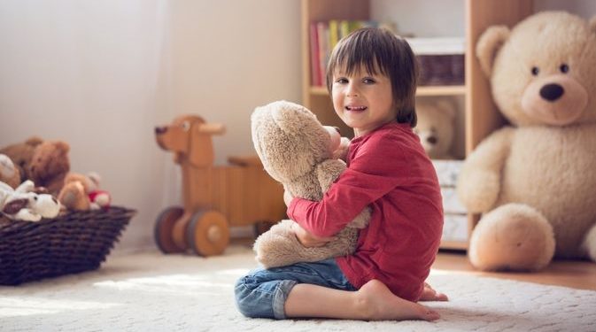 Posisi Duduk “W” Picu Masalah Kesehatan Anak