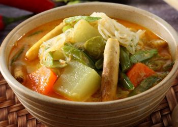 Menyantap Sayur Besan di Hari Spesial