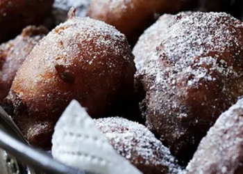 Bola-bola Pisang Tabur Gula Bubuk, Resep Camilan untuk si Kecil