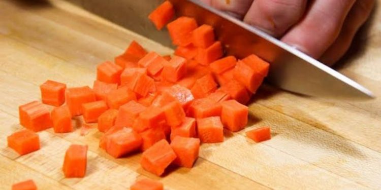 Teknik Dasar Memotong Makanan