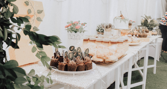 7 Cara Agar Tak Makan Berlebihan di Prasmanan