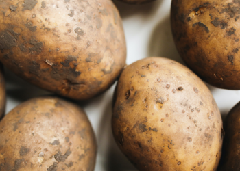 Pakai Jeruk Lemon untuk Atasi Mata Panda