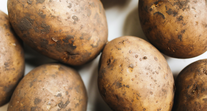 Pakai Jeruk Lemon untuk Atasi Mata Panda