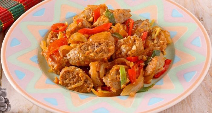 Sosis Daging Saus Padang