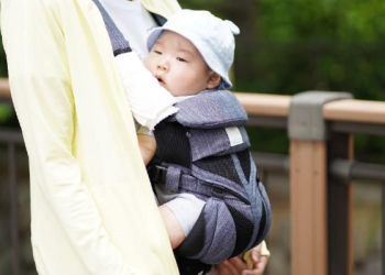 Tips Memilih Gendongan untuk Bayi
