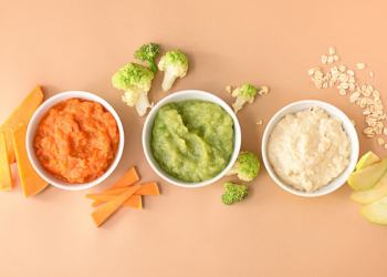 Bayi Diberi MPASI sebelum 6 Bulan, Apa Dampak Buruknya?