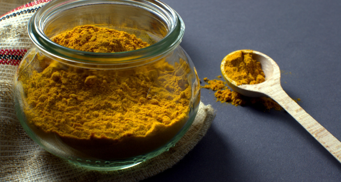 Scrub dengan 3 Bahan Alami Ini untuk Kulit Lebih Putih