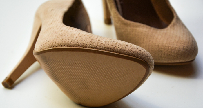 Kaki Sakit saat Pakai High Heels? Ini Cara Menyiasatinya