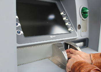 Tip Terhindar dari Kejahatan Penggandaan Kartu ATM