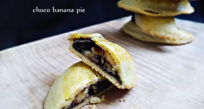 Resep Choco Banana Pie, Lembut di Dalam, Manis di Luar