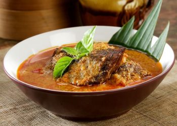 Sajian Spesial di Hari Raya, Sengkel Sapi Masak Bumbu Mangut
