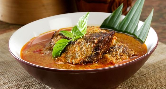 Sajian Spesial di Hari Raya, Sengkel Sapi Masak Bumbu Mangut