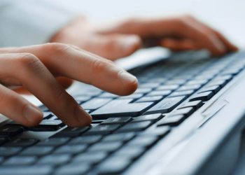 Ternyata, Gejala Parkinson Bisa Dikenali Lewat Cara Anda Mengetik di Keyboard