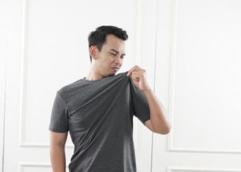 Konsumsi Makanan ini Agar Tidak Bau Badan