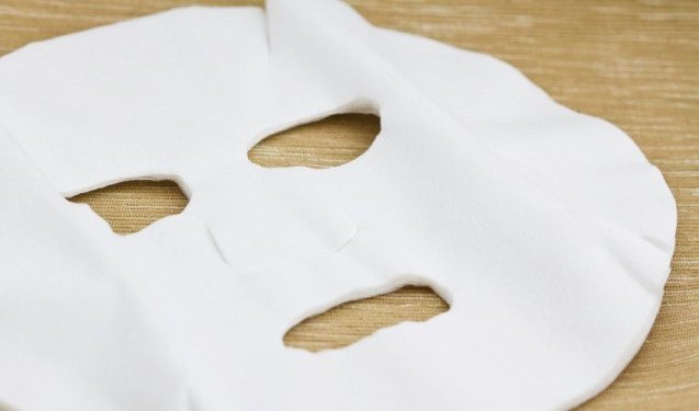 Masker Peel Off dari Tisu, Kamu Wajib Mencobanya di Rumah