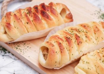 Resep Bekal Unik, Sosis Lilit Roti Goreng