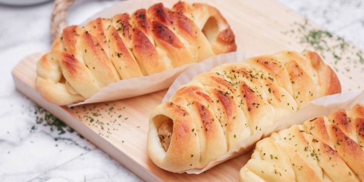 Resep Bekal Unik, Sosis Lilit Roti Goreng