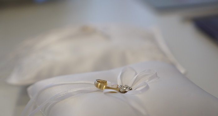 Khitbah dan Pernak-Perniknya (5)