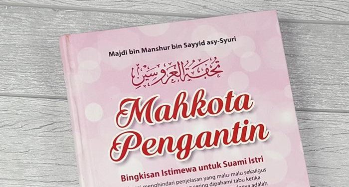 Buku Mahkota Pengantin, Bingkisan Istimewa untuk Suami Istri