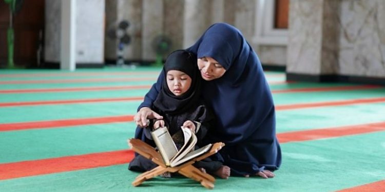 Bunda, Lebih Dekat dengan Anak Perempuanmu