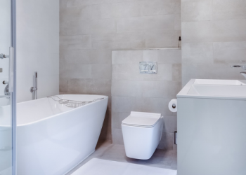 Hikmah Dianjurkan Berdoa Keluar WC