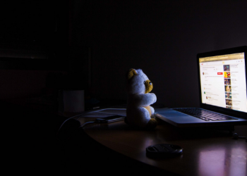 Tips Berhijab Sesuai Syariat