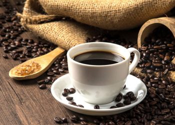 Perempuan, Kopi,  dan Cinta