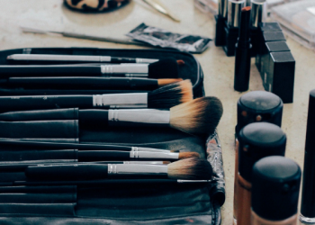 Tips Berhijab Sesuai Syariat