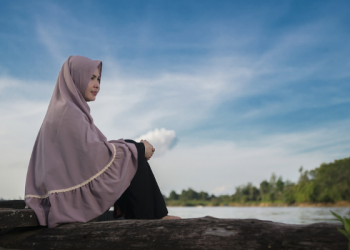 Tips Berhijab Sesuai Syariat