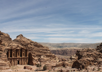 Bangunan Kaum Tsamud yang Tetap Tinggal