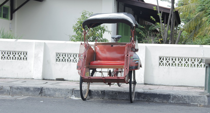 Ahad Bahagia untuk Abang Becak