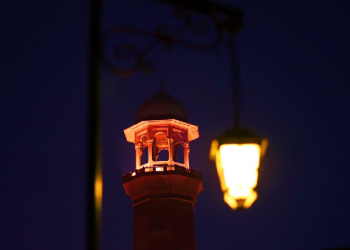 Membantah dan Berdebat Dapat Menghilangkan Cahaya Ilmu