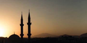 Manfaat Mendengarkan Murotal Alquran