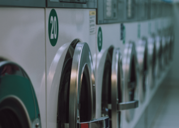 Manfaat Mendengarkan Murotal Alquran