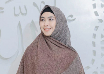 Oki Setiana Dewi Rasakan Manfaat Ajarkan Anak Quran Sejak Usia Kandungan