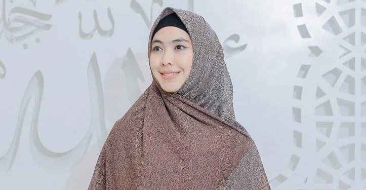 Oki Setiana Dewi Rasakan Manfaat Ajarkan Anak Quran Sejak Usia Kandungan